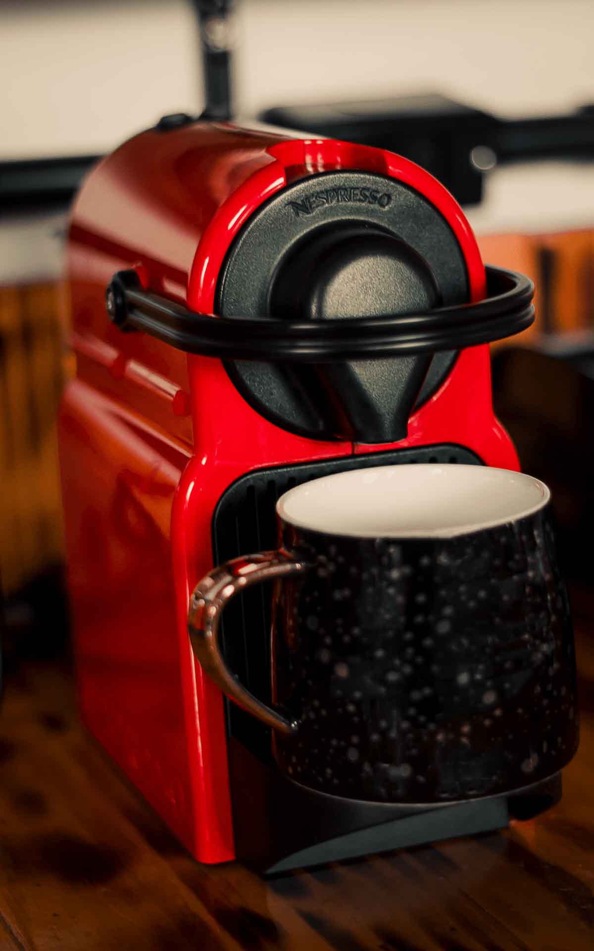 Análisis y Opiniones de la Cafeteta Nespresso Inissia 2022 | Mejor Precio